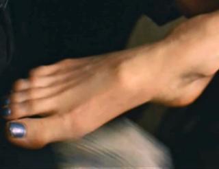 Kate Beckinsale feet photo thumbnail