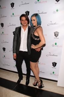 Katy Perry feet photo thumbnail