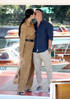 Adriana Lima feet photo thumbnail