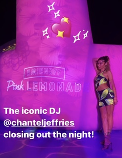 Chantel Jeffries feet photo thumbnail