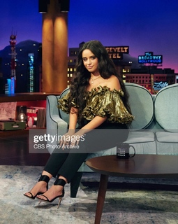 Camila Cabello feet photo thumbnail