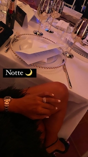 Caterina Balivo feet photo thumbnail