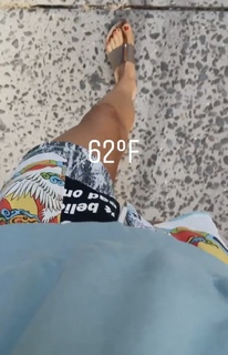 Nina Agdal feet photo thumbnail