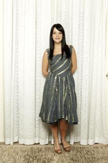 Lily Allen feet photo thumbnail
