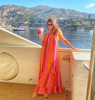 Lisa Snowdon feet photo thumbnail