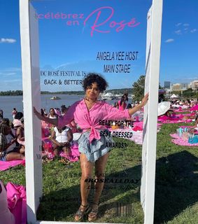 Angela Yee feet photo thumbnail