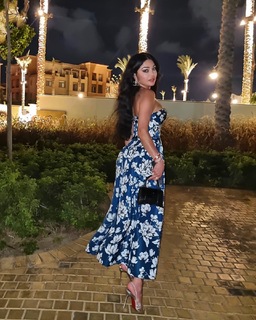 Haifa Wehbe feet photo thumbnail