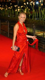 Nova Meierhenrich feet photo thumbnail
