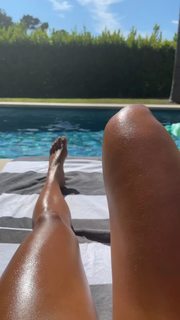 Karrueche Tran feet photo thumbnail
