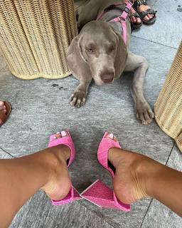 Chiara Ferragni feet photo thumbnail