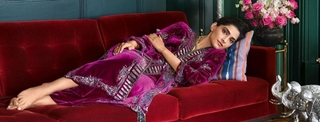 Sonam Kapoor feet photo thumbnail
