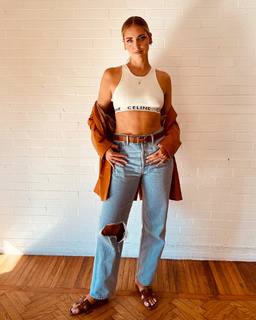 Chiara Ferragni feet photo thumbnail