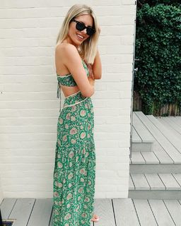 Mollie King feet photo thumbnail