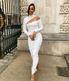 Rochelle Humes feet photo thumbnail