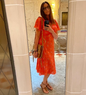 Lisa Snowdon feet photo thumbnail