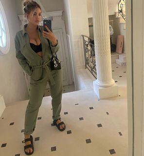 Wanda Nara feet photo thumbnail