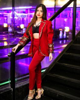 Jannat Zubair Rahmani feet photo thumbnail