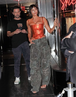 Irina Shayk feet photo thumbnail