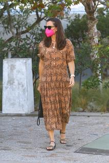 Jennifer Garner feet photo thumbnail