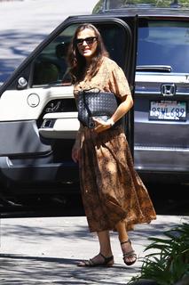 Jennifer Garner feet photo thumbnail
