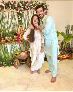 Anushka Sen feet photo thumbnail