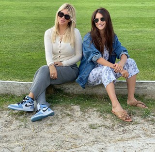 Zaira Nara feet photo thumbnail