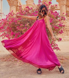 Giovanna Lancellotti feet photo thumbnail