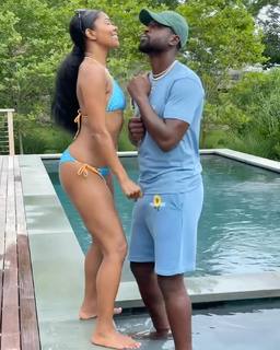 Gabrielle Union feet photo thumbnail