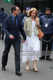 Claire Danes feet photo thumbnail