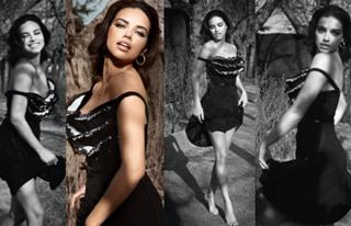 Adriana Lima feet photo thumbnail