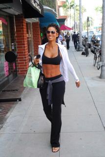 Nicole Murphy feet photo thumbnail
