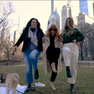 Jessica Chastain feet photo thumbnail