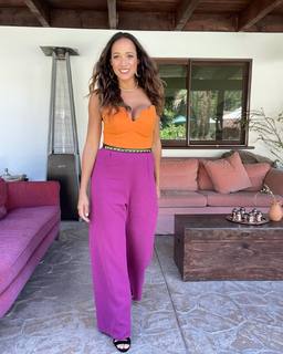 Dania Ramirez feet photo thumbnail