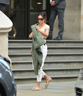 Michelle Keegan feet photo thumbnail