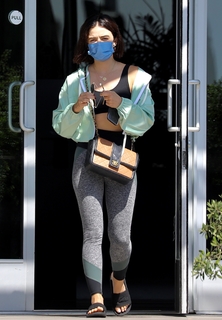 Lucy Hale feet photo thumbnail