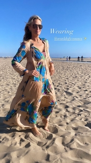 Molly Sims feet photo thumbnail