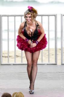 AnnaLynne McCord feet photo thumbnail