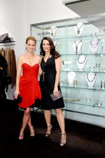 Kristin Davis feet photo thumbnail