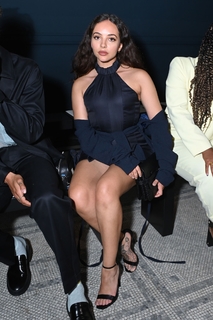 Jade Thirlwall feet photo thumbnail