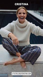 Cristina Ferreira feet photo thumbnail