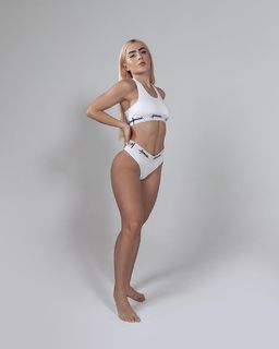 Jade Picon feet photo thumbnail