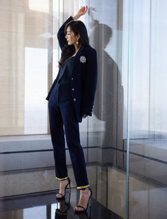 Mi Yang feet photo thumbnail