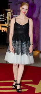 Jessica Chastain feet photo thumbnail