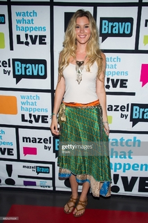 Joss Stone feet photo thumbnail