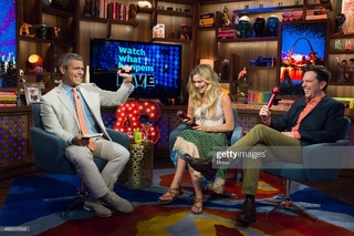 Joss Stone feet photo thumbnail