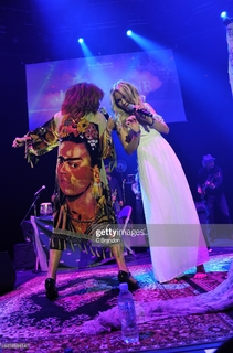 Joss Stone feet photo thumbnail