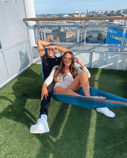 Charlotte Crosby feet photo thumbnail