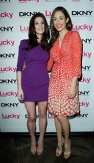 Emmy Rossum feet photo thumbnail