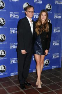 Shailene Woodley feet photo thumbnail