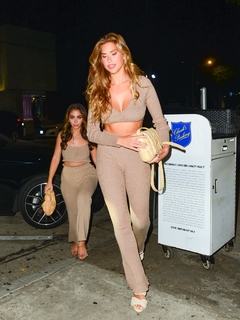 Kara Del Toro feet photo thumbnail